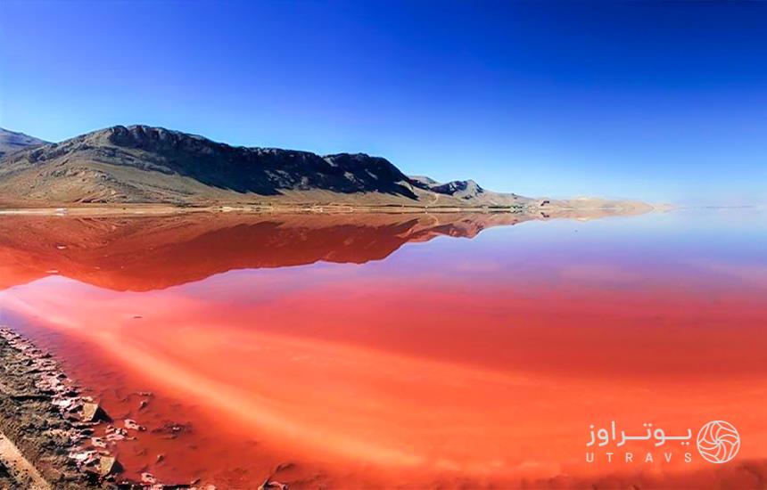 Iran pink lakes 